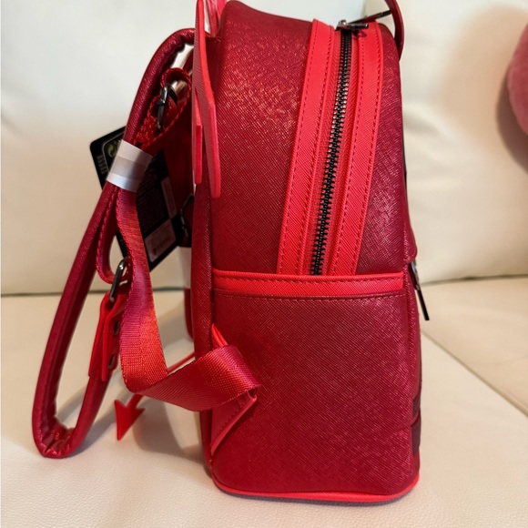 Red Devil Character Backpack - Picture 4 of 8